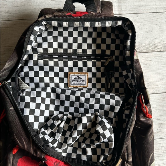 Steve Madden backpack - Picture 3 of 3